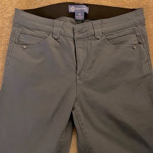 Democracy "Ab" Technology High Rise Ankle Length Skinny Jeans, Size 10